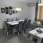 Markaz * Bihać